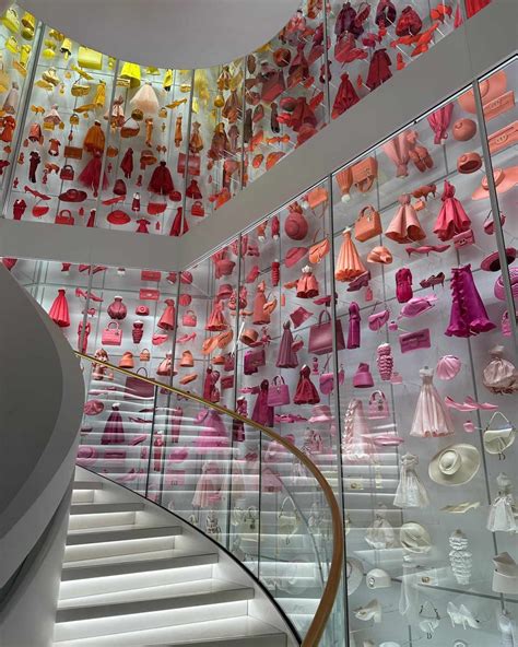 1 dior the art of color|Dior art gallery paris.